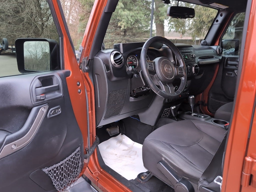 2014 Jeep Wrangler Unlimited Sport