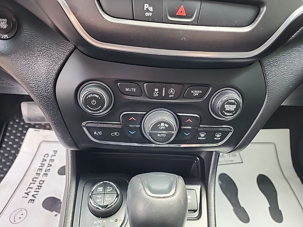 2019 Jeep Cherokee Trailhawk