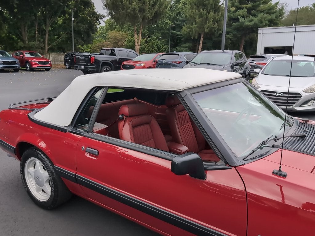 1991 Ford Mustang LX