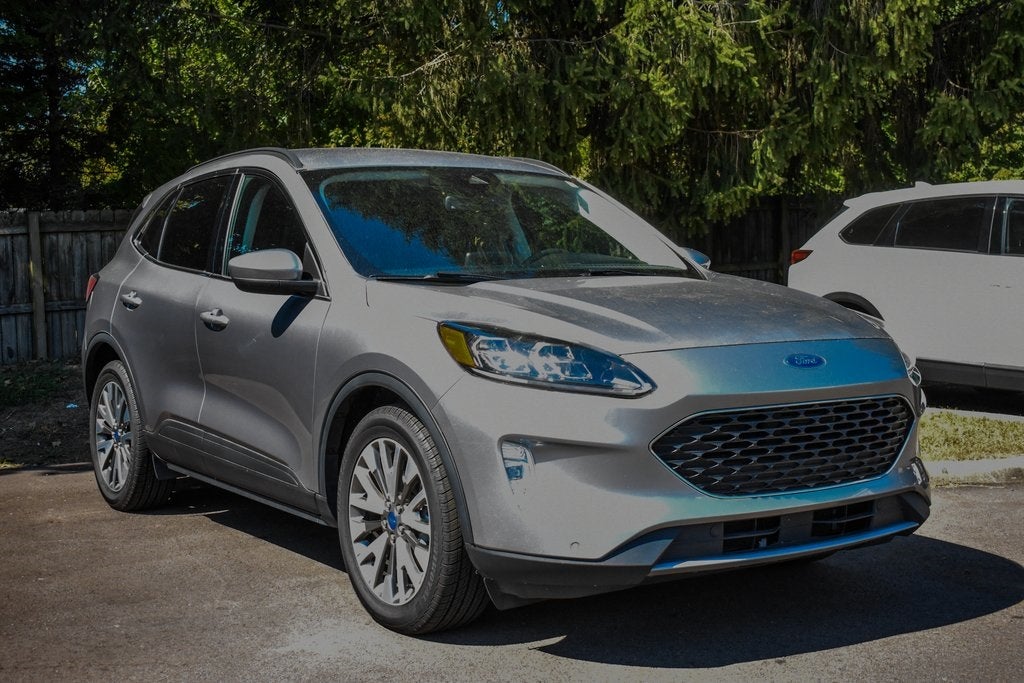 2022 Ford Escape Titanium Hybrid