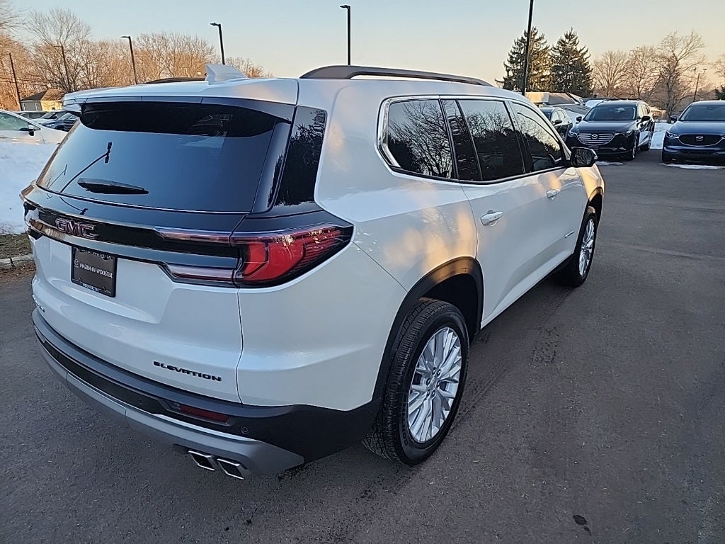 2024 GMC Acadia Elevation