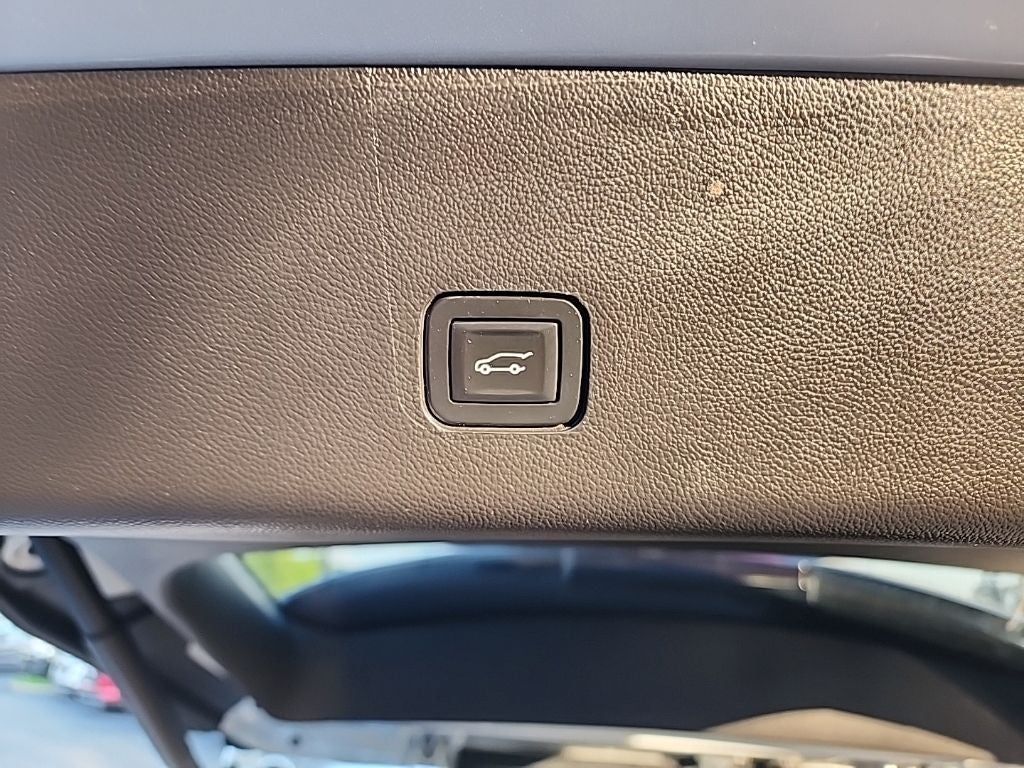 2018 Chevrolet Traverse LT Cloth w/1LT