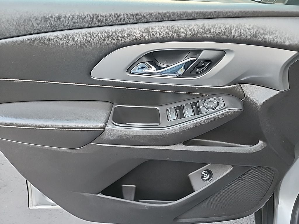 2018 Chevrolet Traverse LT Cloth w/1LT