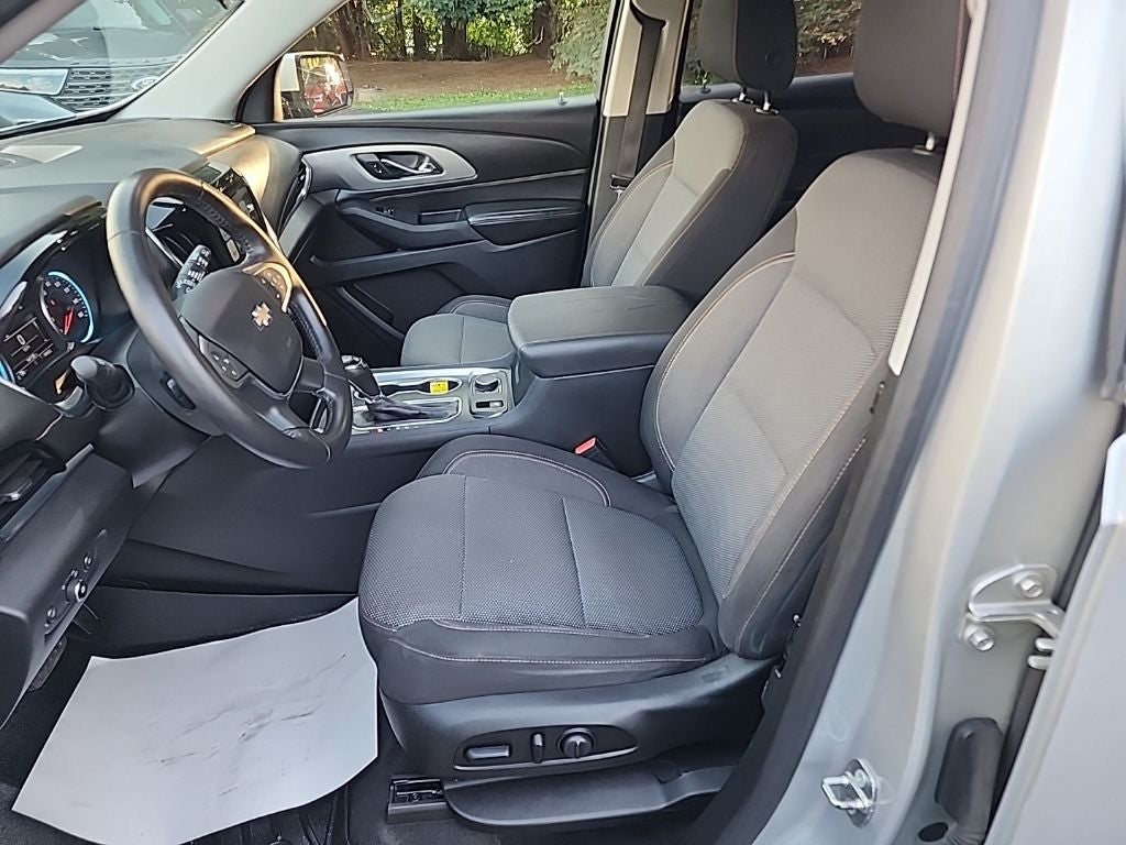 2018 Chevrolet Traverse LT Cloth w/1LT