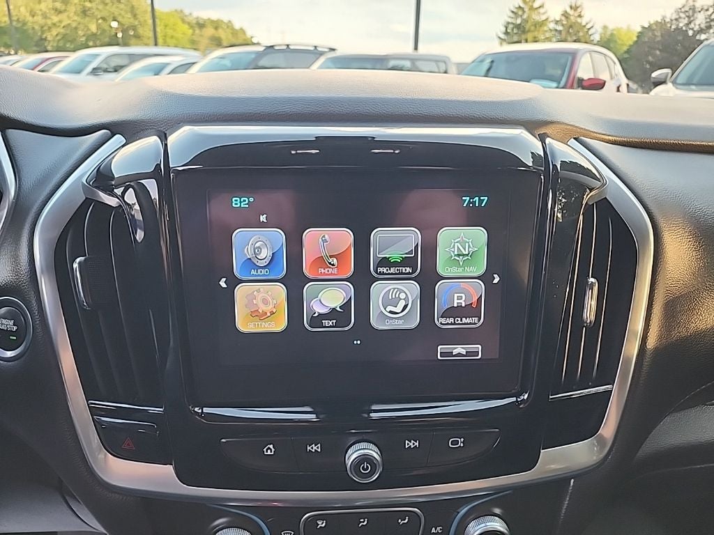 2018 Chevrolet Traverse LT Cloth w/1LT