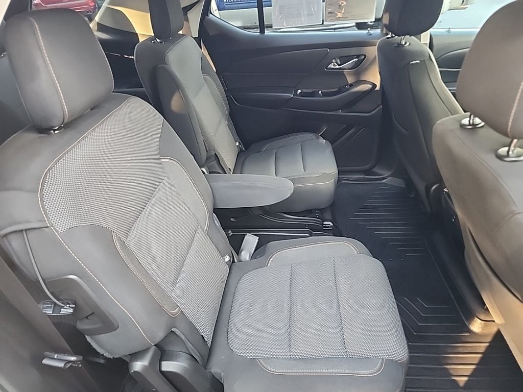 2018 Chevrolet Traverse LT Cloth w/1LT