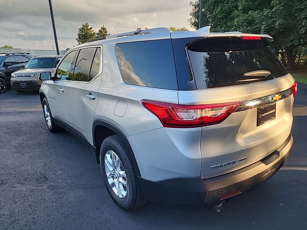 2018 Chevrolet Traverse LT Cloth w/1LT