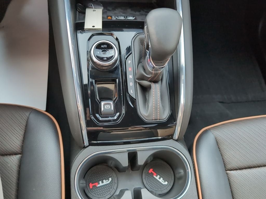 2024 GMC Canyon AT4