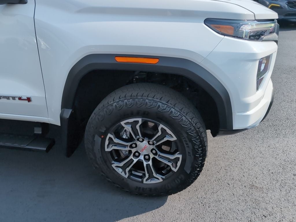 2024 GMC Canyon AT4