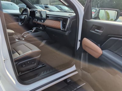 2024 GMC Canyon AT4