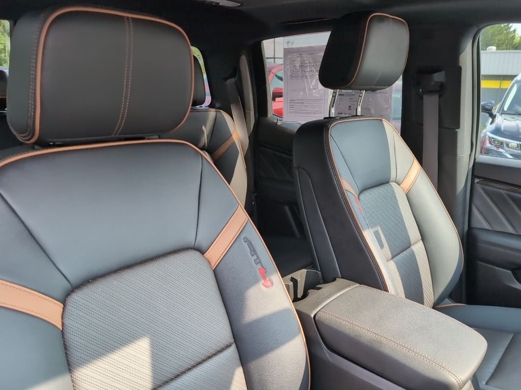 2024 GMC Canyon AT4