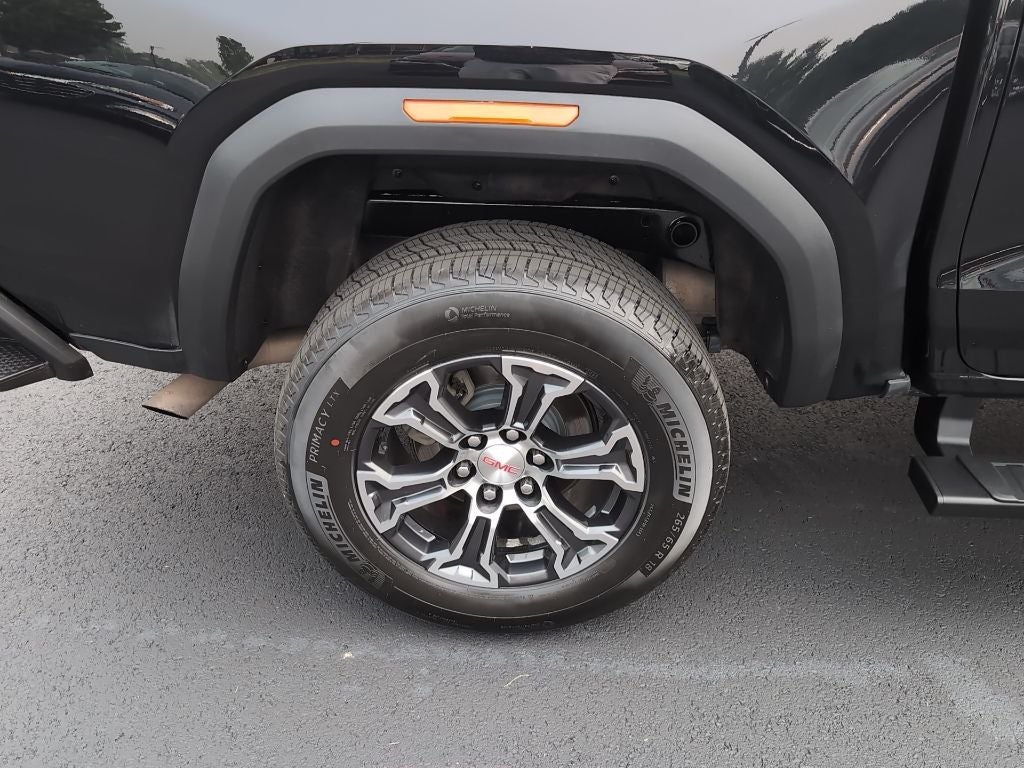 2024 GMC Canyon AT4