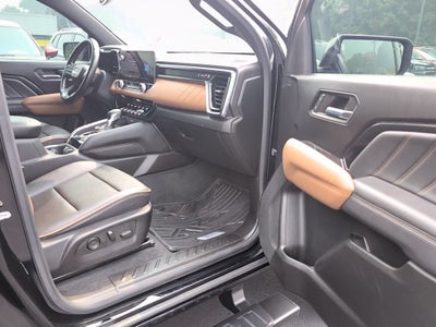 2024 GMC Canyon AT4