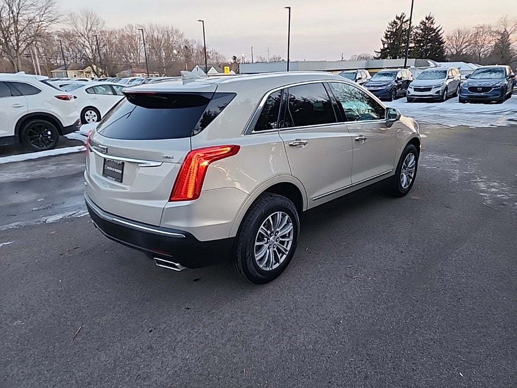 2017 Cadillac XT5 Luxury