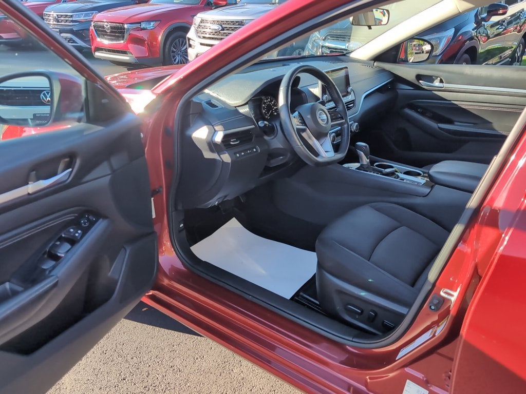 2021 Nissan Altima 2.5 SV