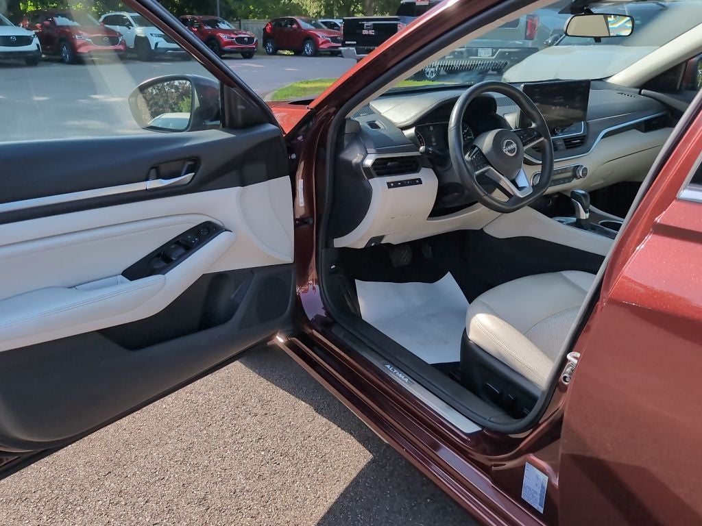 2023 Nissan Altima 2.5 SL