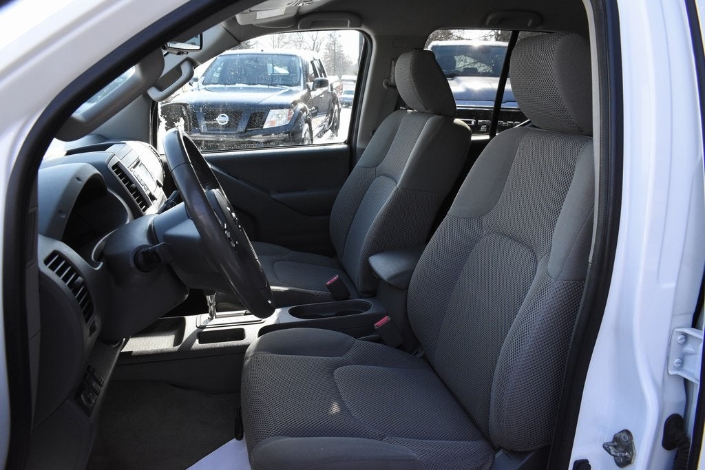 2016 Nissan Frontier SV