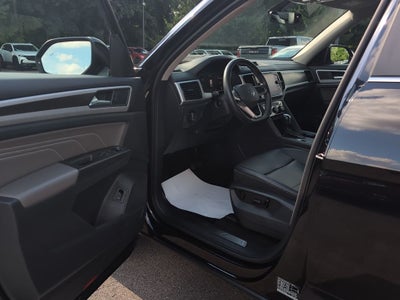 2022 Volkswagen Atlas 2.0T SE w/Technology