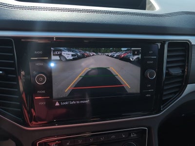 2022 Volkswagen Atlas 2.0T SE w/Technology