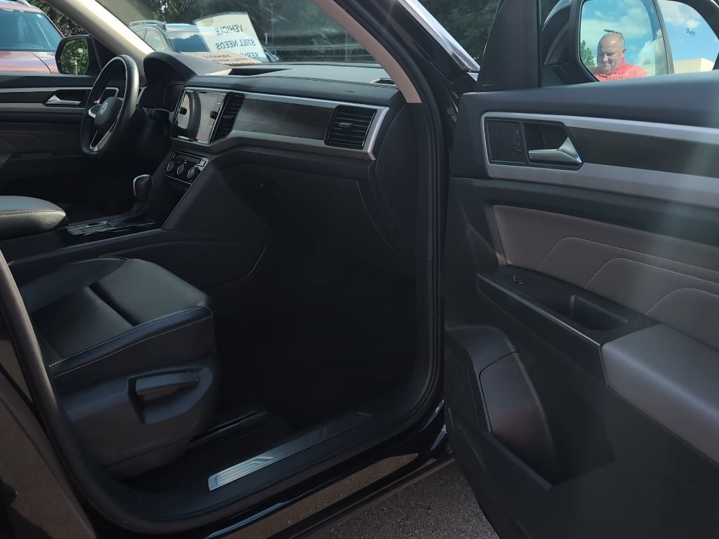 2022 Volkswagen Atlas 2.0T SE w/Technology