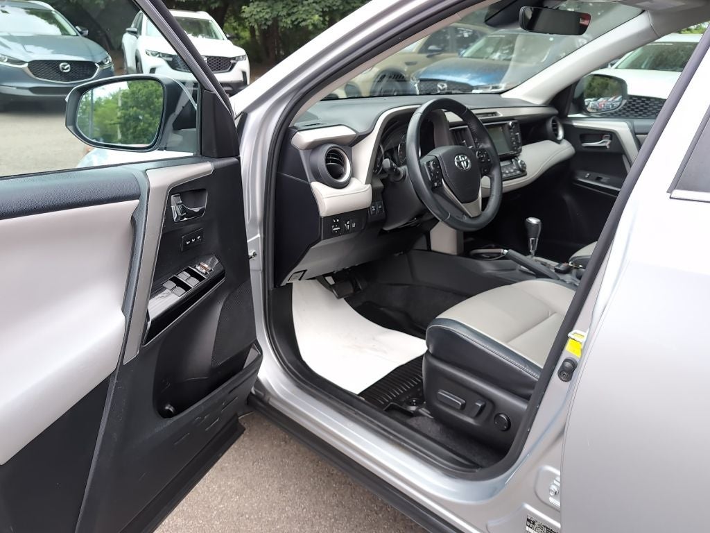 2017 Toyota RAV4 Limited