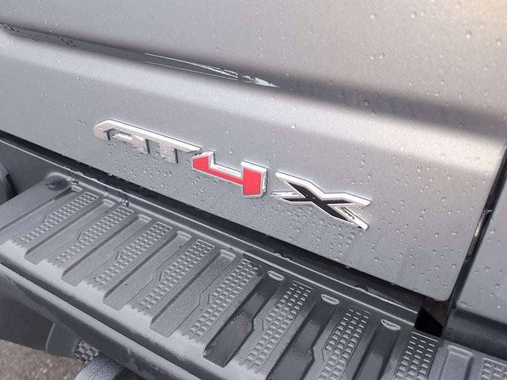 2023 GMC Sierra 1500 AT4X