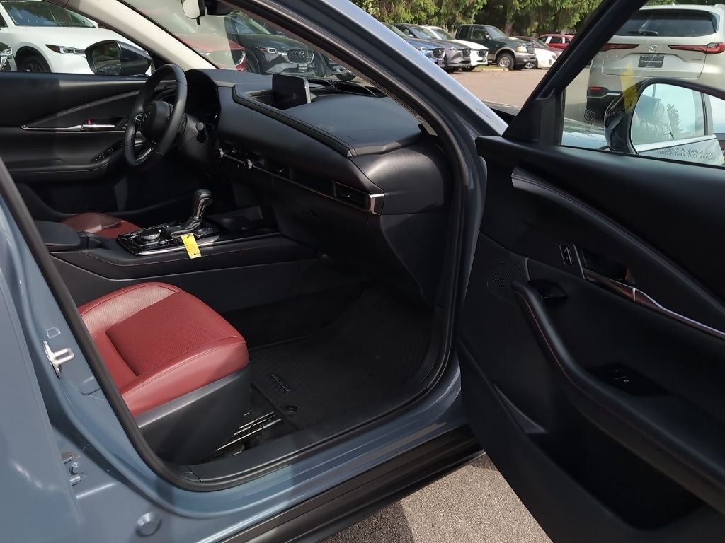 2023 Mazda Mazda CX-30 2.5 S Carbon Edition