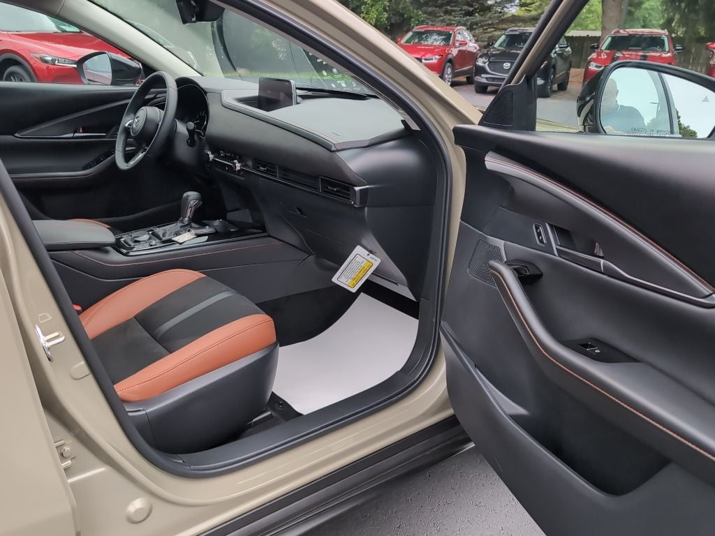2025 Mazda Mazda CX-30 2.5 Carbon Turbo