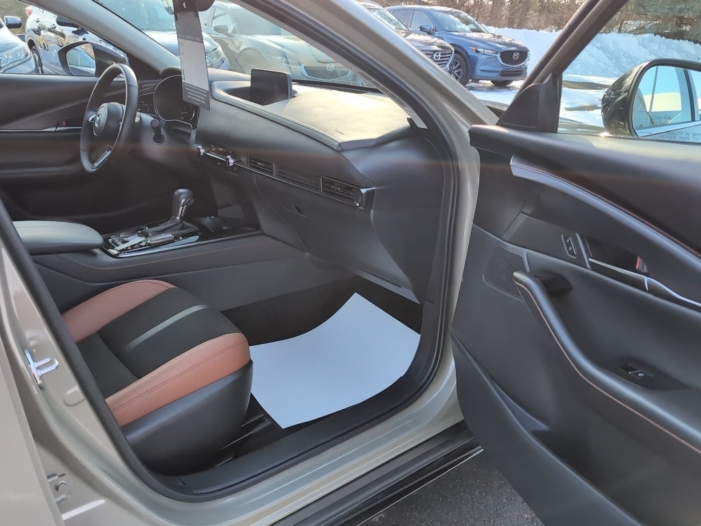 2025 Mazda Mazda CX-30 2.5 Carbon Turbo