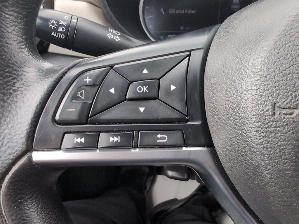 2021 Nissan Versa 1.6 SV