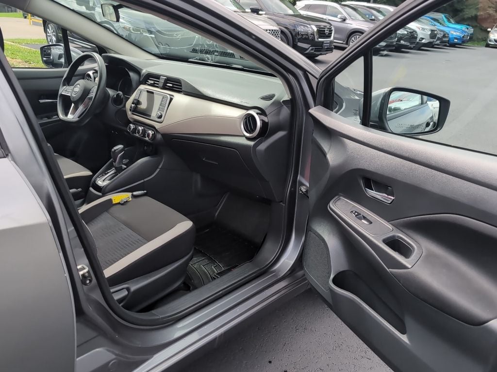 2021 Nissan Versa 1.6 SV