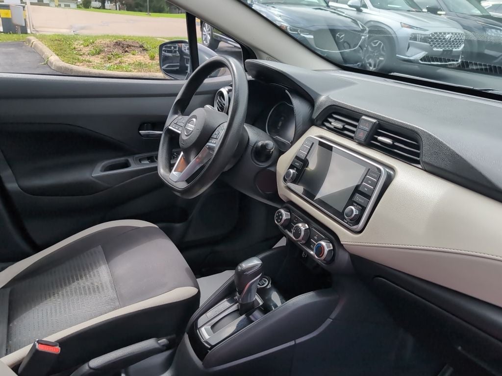 2021 Nissan Versa 1.6 SV