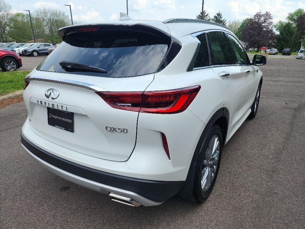 2023 INFINITI QX50 LUXE