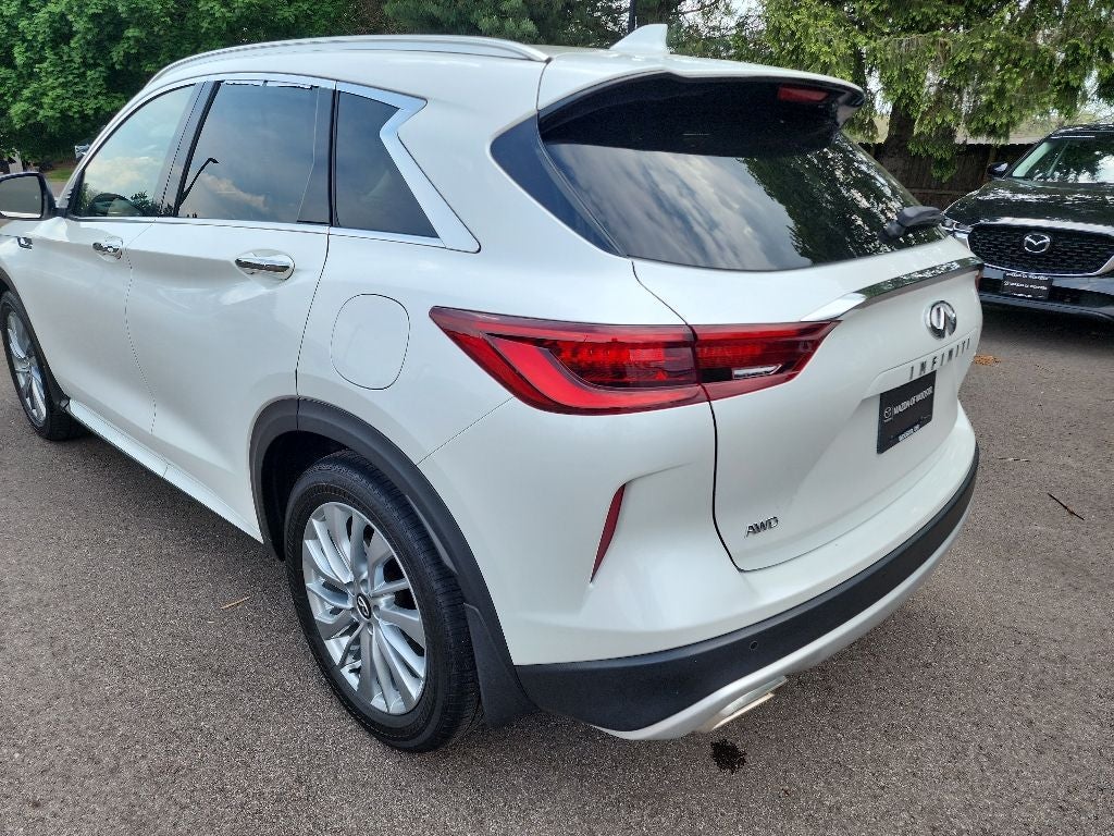 2023 INFINITI QX50 LUXE