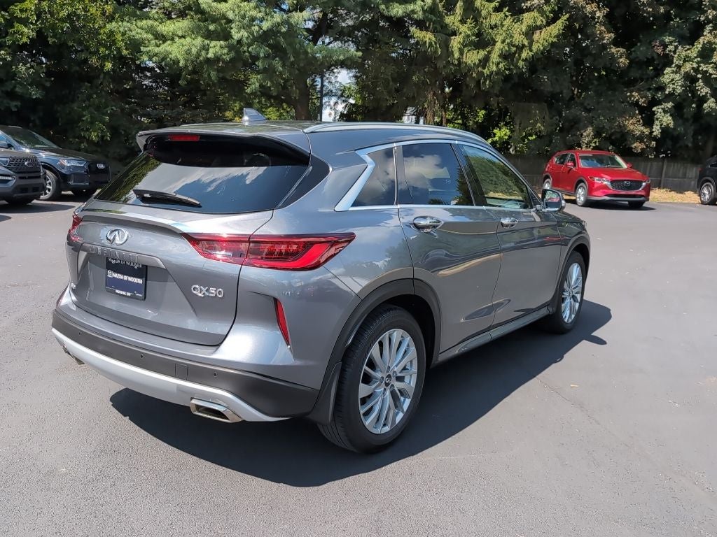2023 INFINITI QX50 LUXE