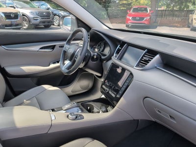 2023 INFINITI QX50 LUXE