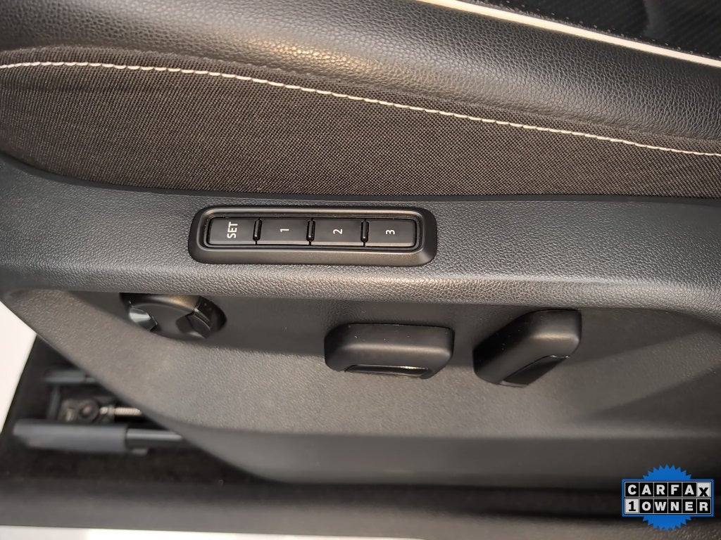 2023 Volkswagen Tiguan 2.0T SEL R-Line