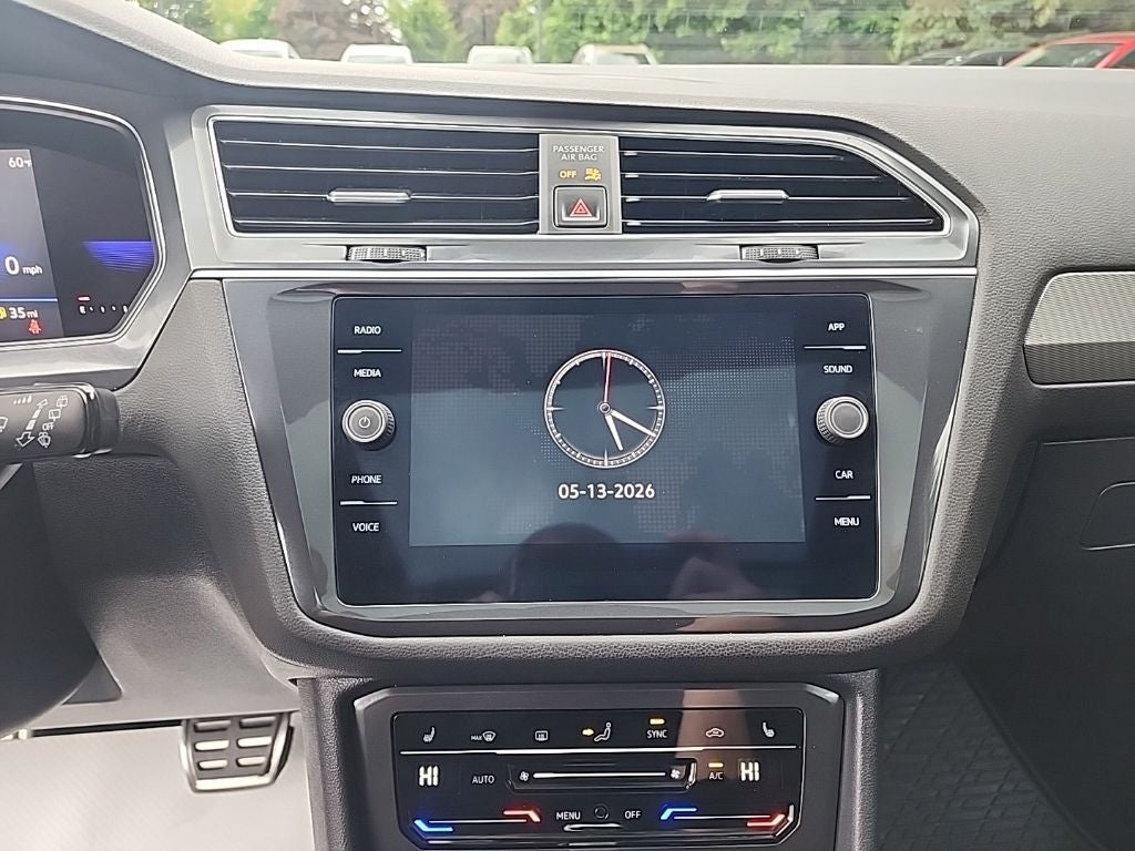 2023 Volkswagen Tiguan 2.0T SE R-Line Black