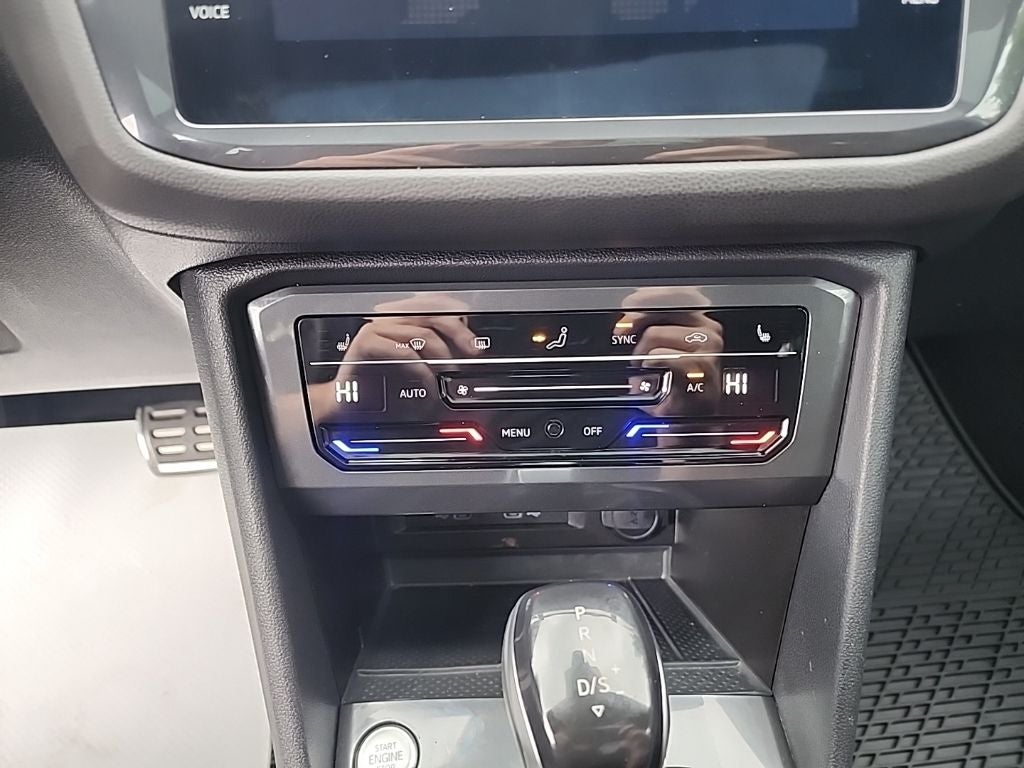 2023 Volkswagen Tiguan 2.0T SE R-Line Black