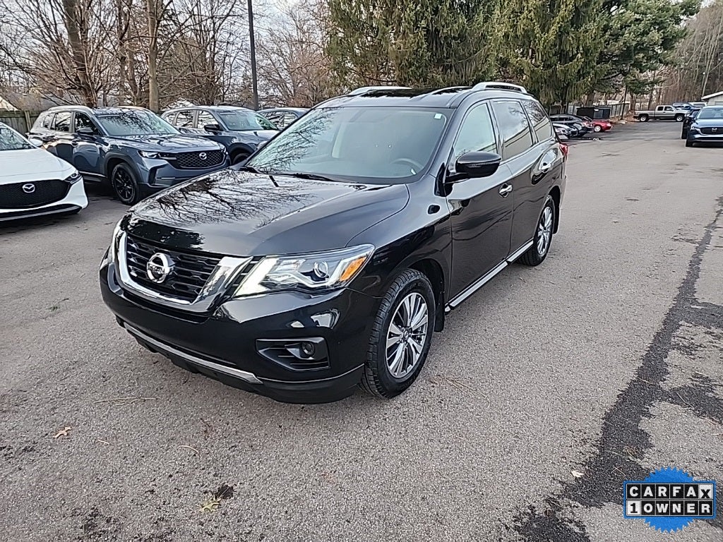 2020 Nissan Pathfinder S