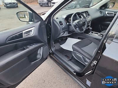 2020 Nissan Pathfinder S