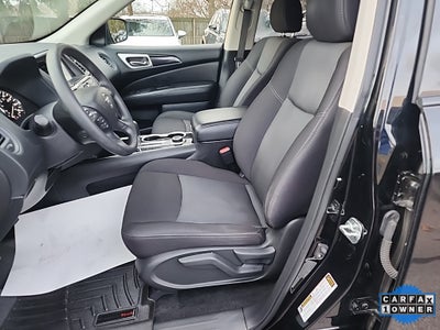 2020 Nissan Pathfinder S