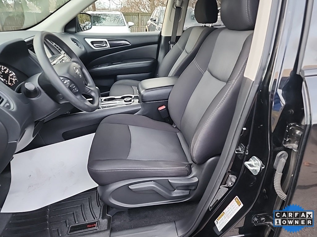 2020 Nissan Pathfinder S