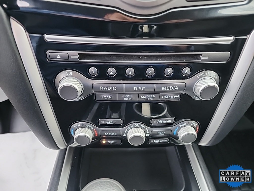 2020 Nissan Pathfinder S