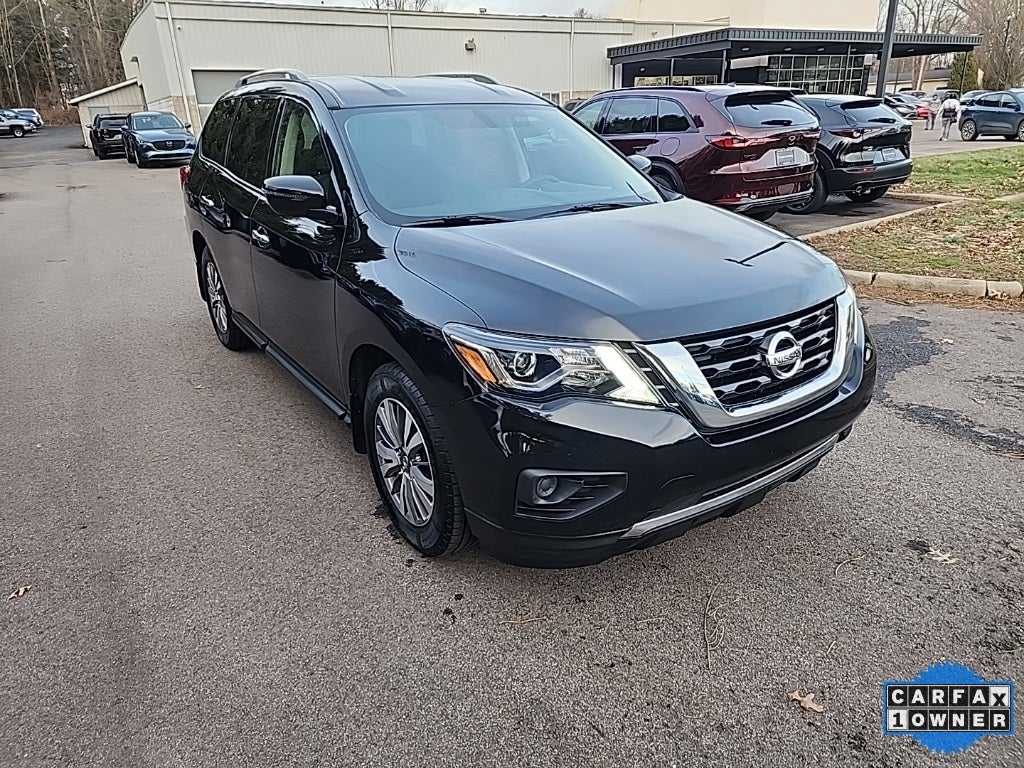 2020 Nissan Pathfinder S