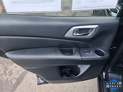 2020 Nissan Pathfinder S