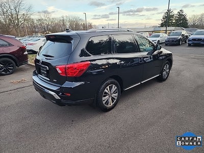 2020 Nissan Pathfinder S