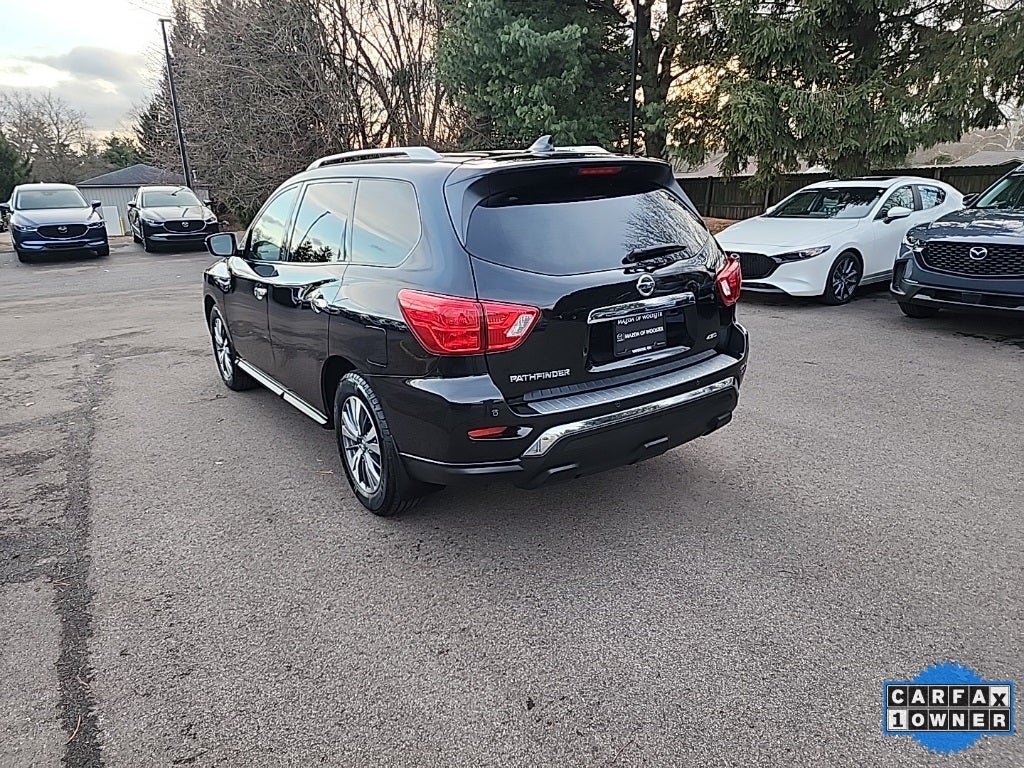 2020 Nissan Pathfinder S