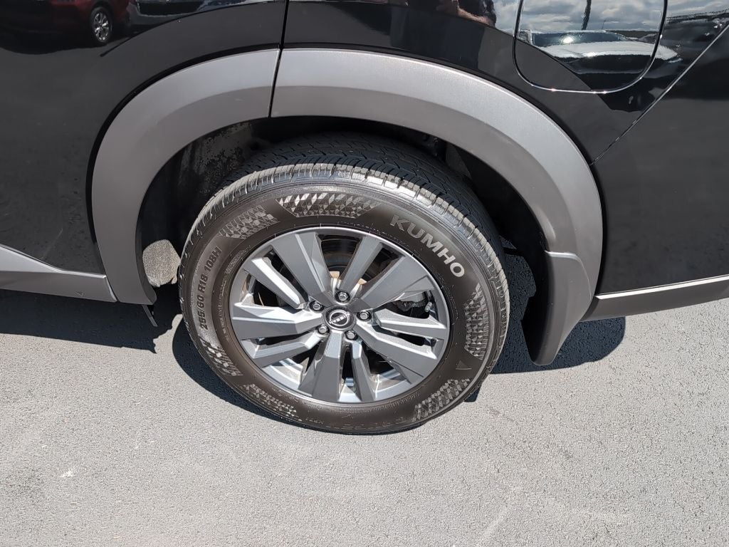 2024 Nissan Pathfinder S