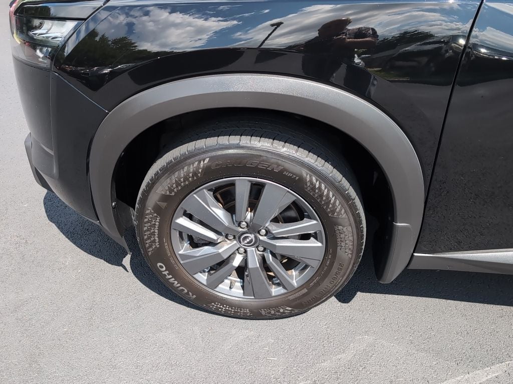2024 Nissan Pathfinder S